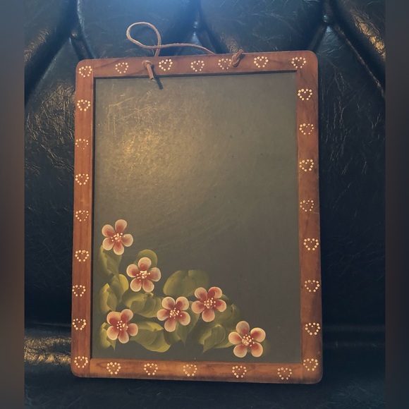 7612 VTG Chalkboard Wall Hang Pink Blossom Floral Embellished leather wall hang - Picture 6 of 6
